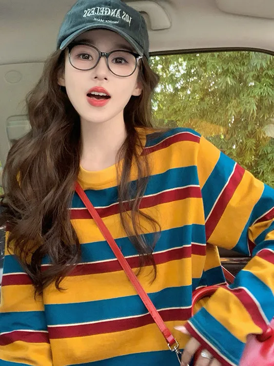 تيشيرت نسائي بأكمام طويلة بتصم - مراجعة T-Shirts وسعره